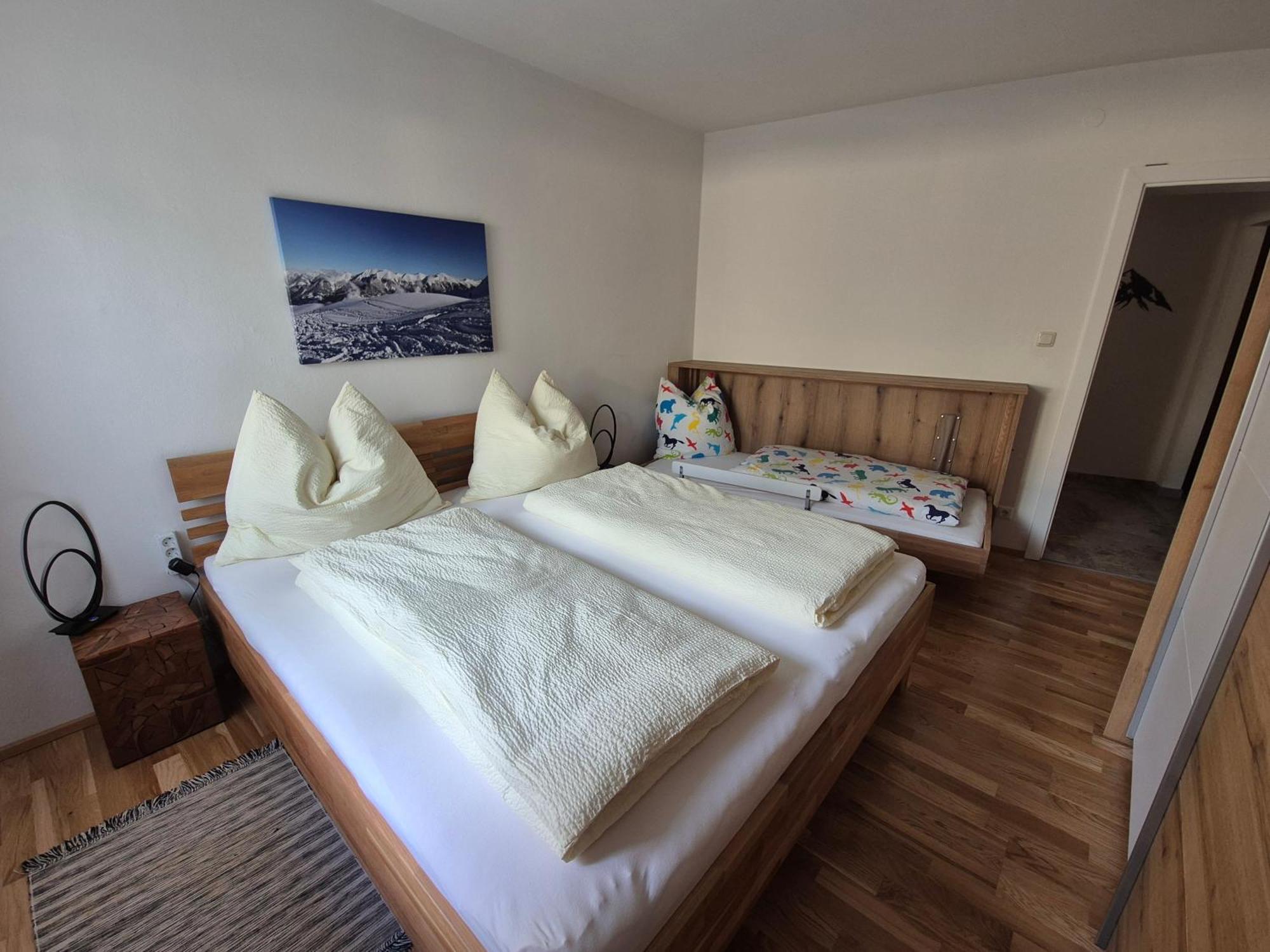 Appartements Mayr Inklusive Ganzjaehrig Gratis Zugang Zur Alpentherme Und Im Sommer Kostenlose Bergbahnnutzung Бад-Гофгаштайн Екстер'єр фото